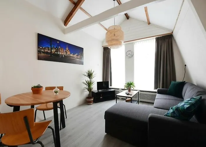 Green City Apartement * Алкмар